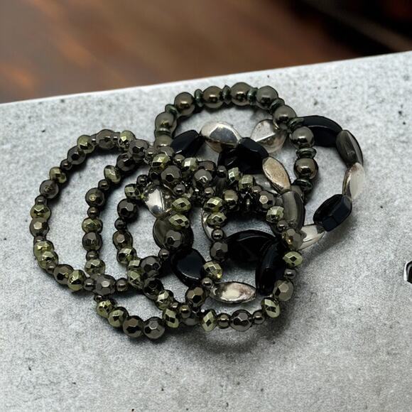 Chic Black and Gray Beaded Stretch Bracelet Set - Picture 3 of 5